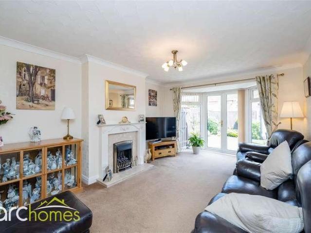 House for sale in Leigh, Lilford