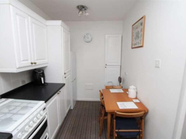House for sale in Greengates, West Yorkshire
