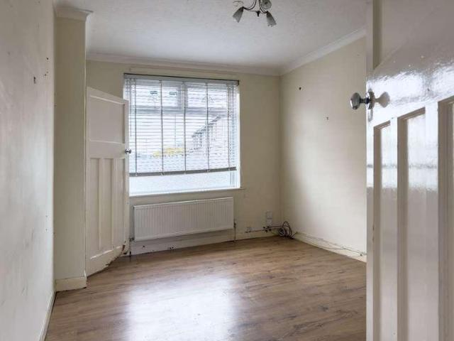 House for sale in Rastrick, West Yorkshire