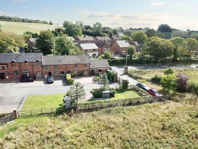 House for sale in Baswich, Staffordshire