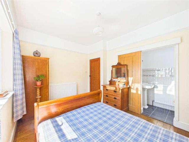 House for sale in Forthampton, Worcestershire