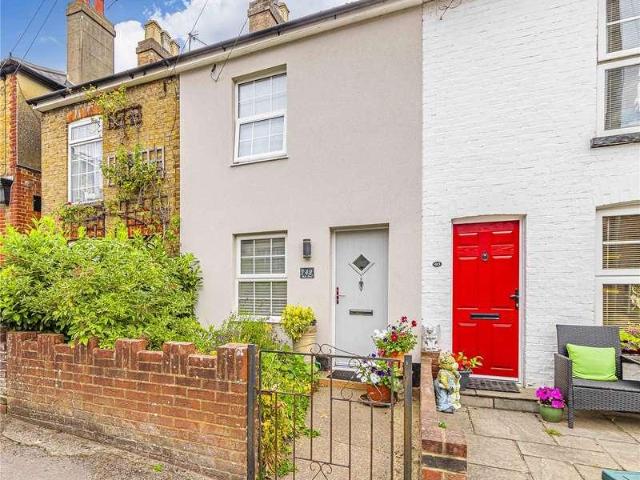 House for sale in Pouchen End, Hertfordshire