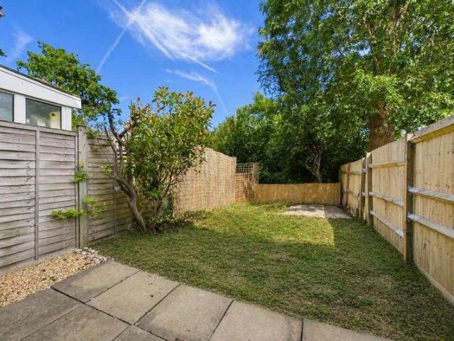 House for sale in Ashplats, Perryfields