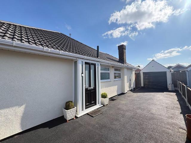 House for sale in Waddicar, Sefton