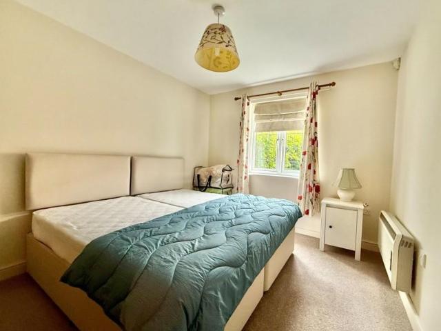House for sale in Shadwell, West Yorkshire
