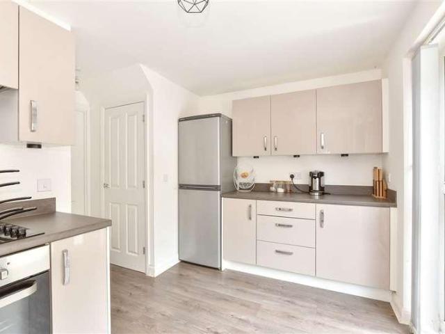 House for sale in Pan Meadows, Shide
