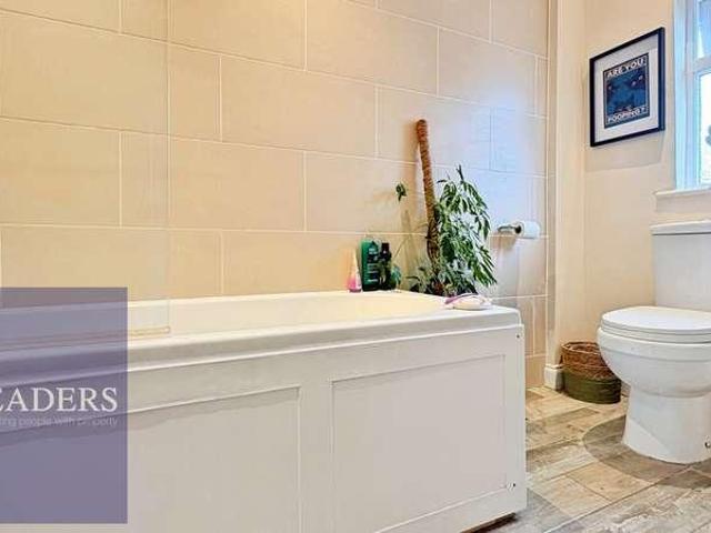 House for sale in Chipping Hill, Essex
