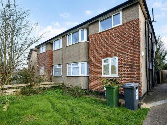 House for sale in London Borough of Lewisham, Bell Green