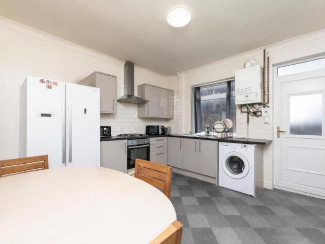 House for sale in Glasshoughton, Castleford
