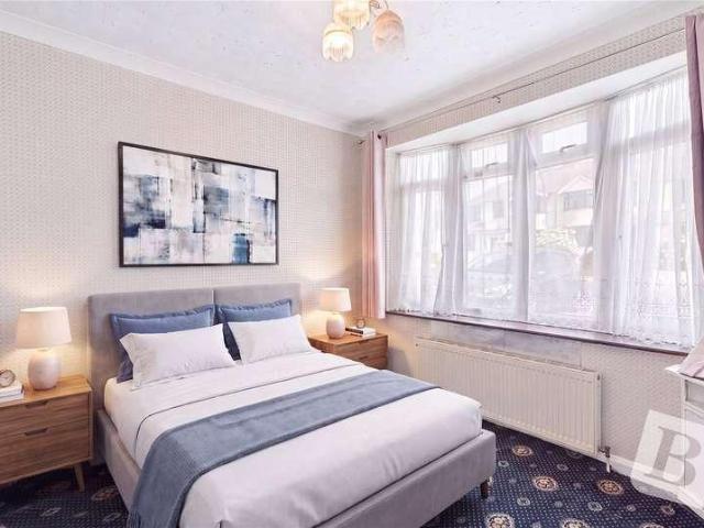House for sale in Hornchurch, Greater London