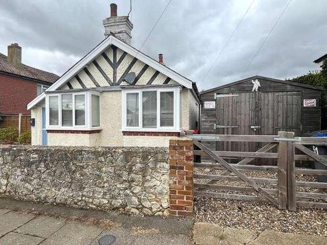 House for sale in Hampton, The Bridge