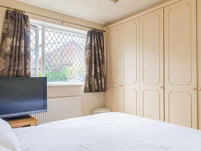 House for sale in Wilderspool, Warrington