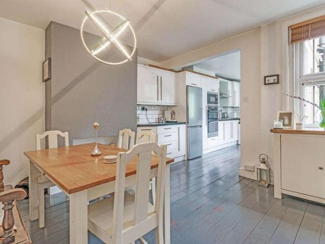 House for sale in Hawkenbury, Sandown Park
