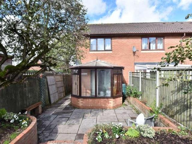 House for sale in Kingswinford, West Midlands