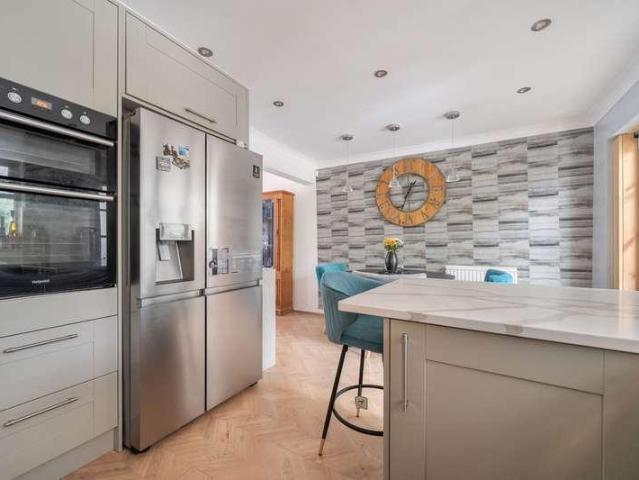 House for sale in Denham, Denham Green