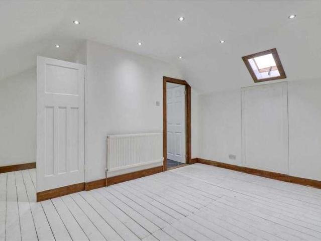 House for sale in Holland-on-Sea, Dale Hill