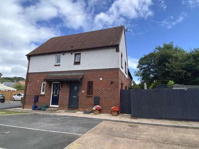 House for sale in Brixington, Budlake
