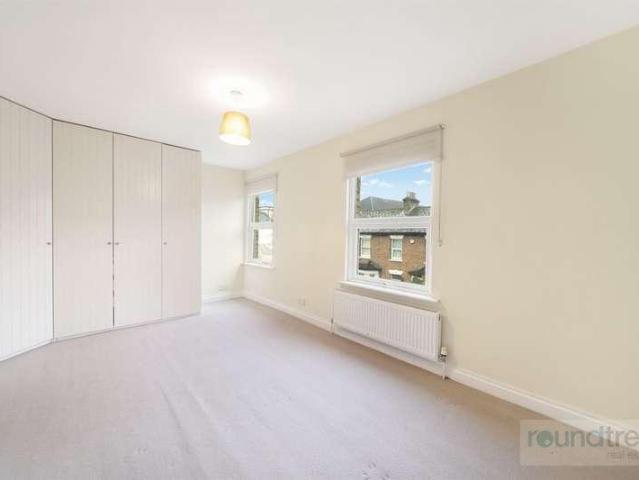 House for sale in Hendon, Greater London