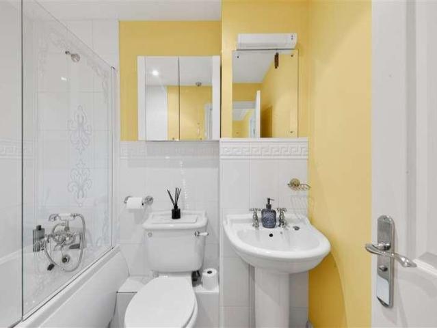 House for sale in Abridge, Epping Forest