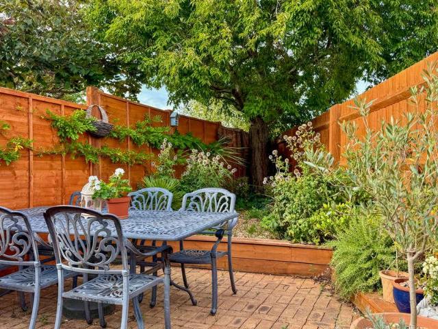 House for sale in Pouchen End, Hertfordshire