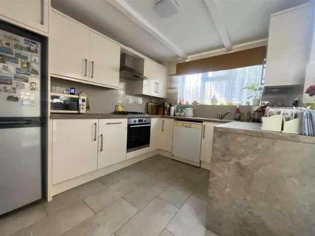 House for sale in Sheerness, Oad Street