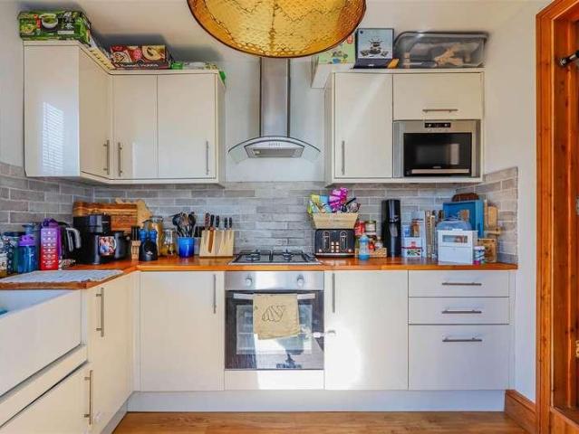 House for sale in Gibbonsdown, Barry