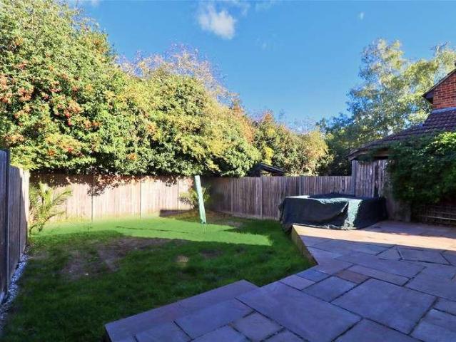 House for sale in Knaphill, Woking