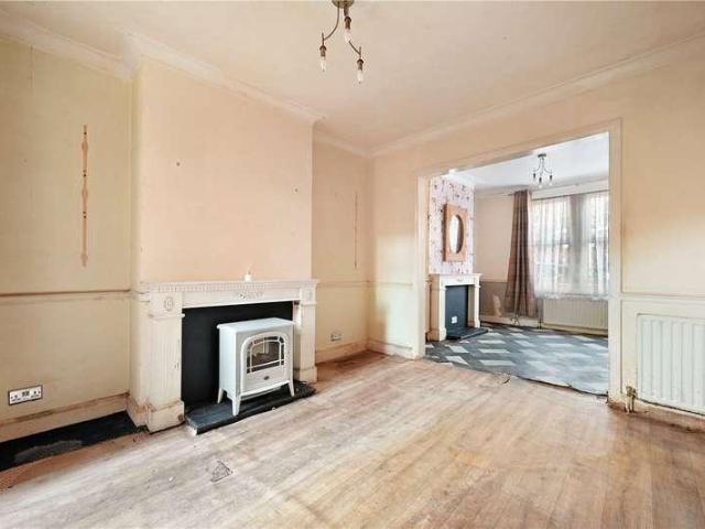 House for sale in Kensal Town, Greater London