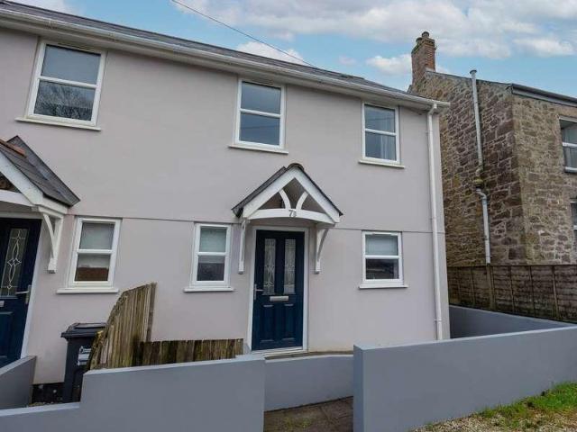 House for sale in Hallaze, Scredda