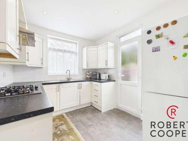 House for sale in Lane, Greater London