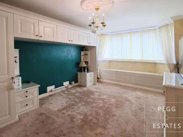 House for sale in Livermead