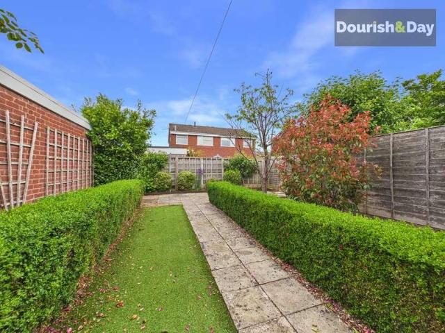 House for sale in Baswich, Staffordshire
