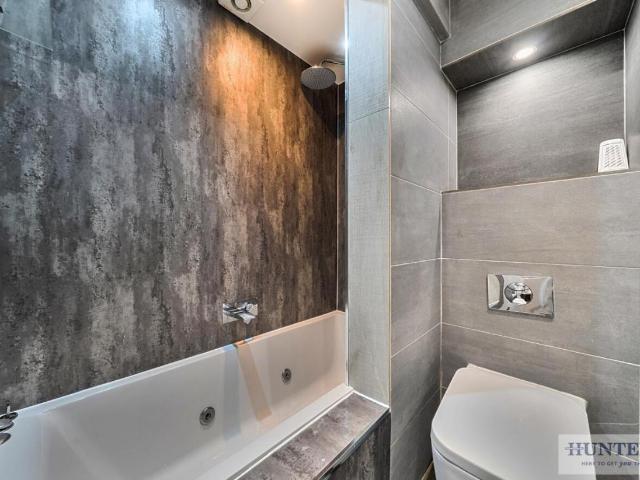 House for sale in Plumstead, Greater London