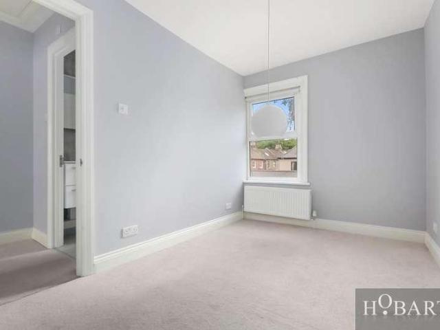 House for sale in Hornsey, Greater London