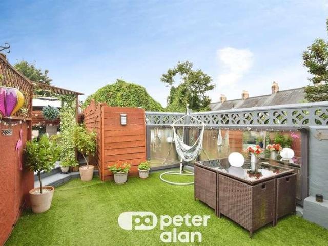 House for sale in Hafod, Swansea