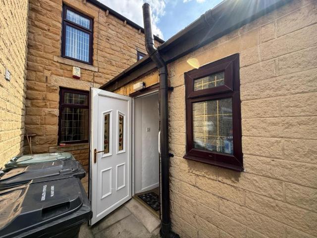 House for sale in Batley, West Yorkshire