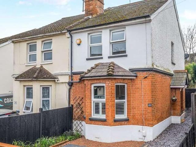 House for sale in Horsell, Woking