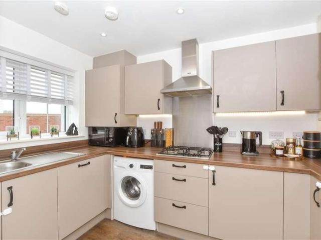 House for sale in Hinxhill, Bridgefield
