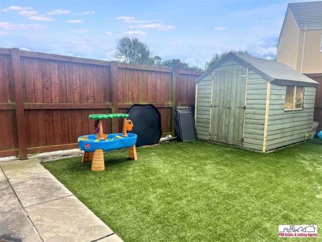 House for sale in Crowlas, Cornwall
