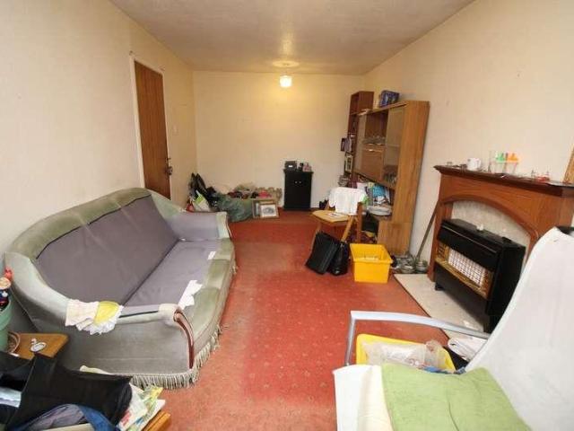 House for sale in Robin Hood, West Yorkshire