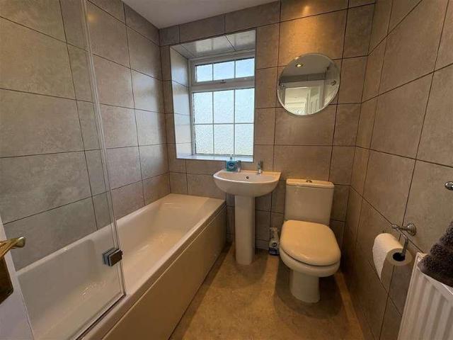 House for sale in Westwood Park, Queensbury
