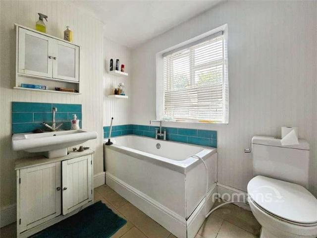 House for sale in Windsor, Fifield