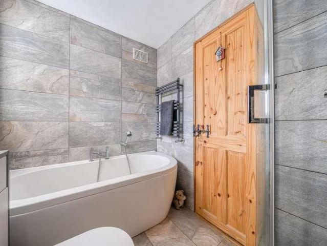 House for sale in The Butts, Kent
