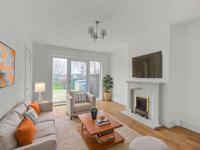 House for sale in Caldermill, East Midlands
