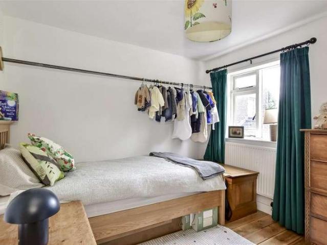 House for sale in Ashlyns Estate, Pouchen End