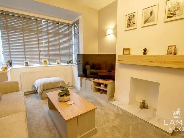 House for sale in Dale Hill, Essex