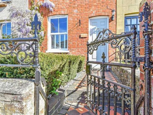 House for sale in Midway, Kent