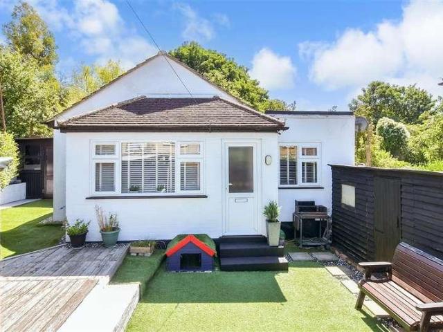 House for sale in Westwood, Acol