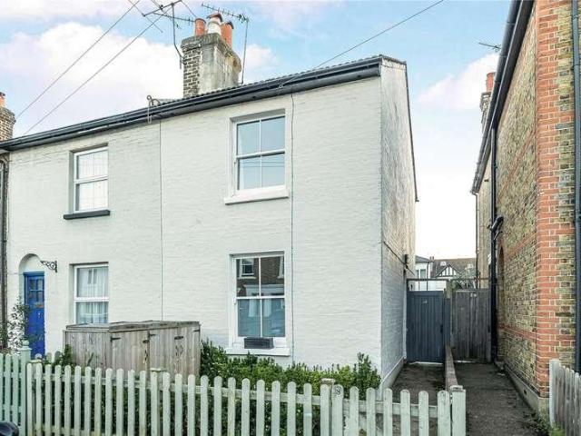 House for sale in Surbiton, Greater London