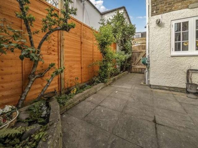 House for sale in Clewer Village, Windsor